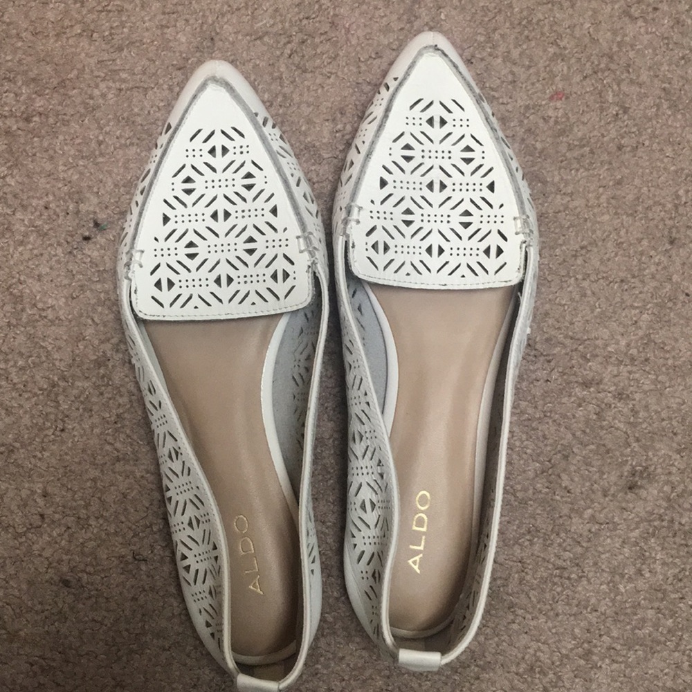 Aldo cut out loafers
